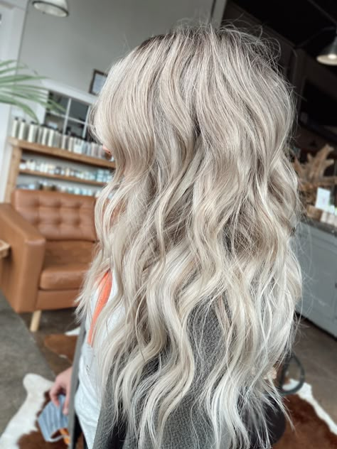 Blonde Hair Extension Inspiration, 20 In Extensions, Long Blonde Hair Inspiration, 20” Hair Extensions, Blonde Hair With Extensions Long, Long Blonde Extensions, Blonde Hair With Extensions, Blonde Hair Extensions Before And After, Bright Dimensional Blonde