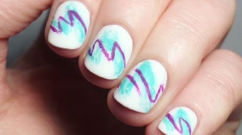 Decide to do a tutorial for my solo jazz cup nails from a few months ago! Jazz Cup Nails, 90s Cup Nails, Nail Art 90s, 1990 Nails, 90s Nails Trends, Shirt Nails Designs, 90s Cup Design, 1990s Nails, 80s Nail Designs