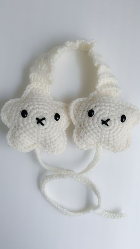 Cute Crochet Earmuffs, Earmuffs Crochet Pattern, Earmuffs Crochet, Crochet Earmuffs, Crochet Things, Earmuffs, Cute Crochet, Crochet Ideas, Nail Inspo