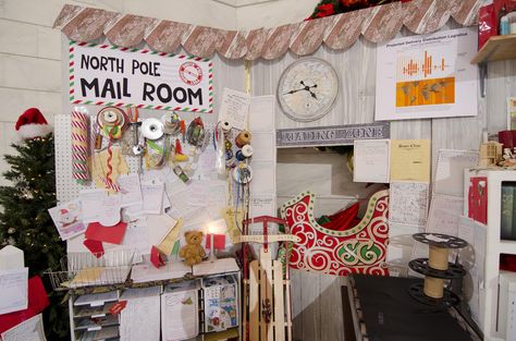 Santa's Workshop 2012: conveyer belt, mail room, and tools. Santa’s Post Office, Agritourism Activities, Grotto Ideas, Santa's Grotto, Christmas Cubicle, Christmas Cubicle Decorations, Casa Hobbit, Office Cubicles, Mail Room