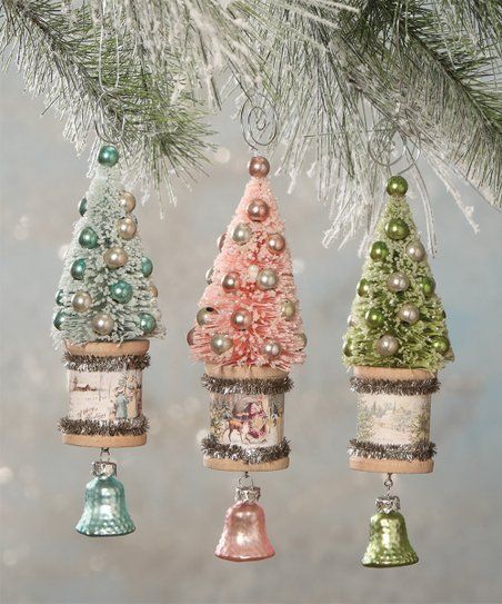 Spool Ornaments, Coastal Kitchen Design, Spool Crafts, Vintage Christmas Crafts, Shabby Christmas, Bethany Lowe, Pink Christmas Tree, My Black, Christmas Ornaments Homemade