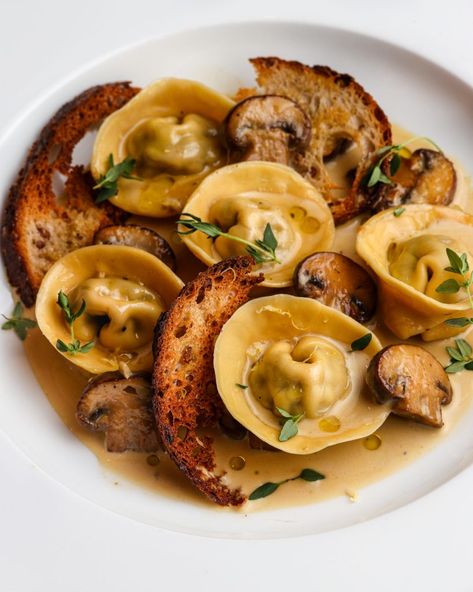 Mushroom Cappelletti & Single Vineyard Prison Block Cabernet Sauvignon 2020 | Burnt Butter Table Recipe & Pairing | An Iconic New Zealand Winery - Trinity Hill Sourdough Croutons, Mushroom Filling, Paste Recipe, Pasta Pasta, Truffle Oil, Homemade Pasta, Fresh Thyme, Croutons, Creamy Sauce