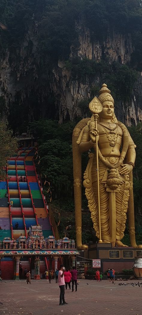 Batu Caves Malaysia Photography, Batu Caves Murugan, Malaysia Murugan, Murugan Temple, New Ceiling Design, Batu Caves, Dark Mode, Blouse Work, Blouse Work Designs