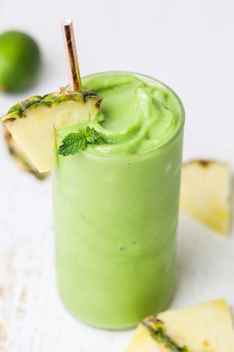 Avocolada Smoothie (Tropical Smoothie Remake) - Sunkissed Kitchen Avocolada Smoothie, Smoothie At Home, Tropical Smoothie Recipes, Avocado Smoothie Recipe, Tropical Green Smoothie, Tropical Smoothie Cafe, Smoothie Green, Pina Colada Smoothie, Autoimmune Diet