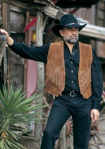 Cowboy Outfits For Men, Cowboy Girl Outfits, Mens Western Wear, Farm Clothes, Cowboy Girl, Rockabilly Outfits, Timeless Outfits, Country Boy, Cowboy Up