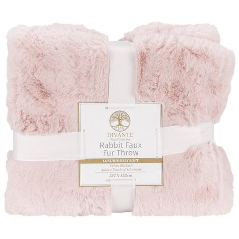 Pink Fluffy Blanket, Gift Wishlist Ideas, White Throw Blanket, Presents For Best Friends, Winter Bedding, Cute Blankets, Bedroom Items, Pink Blanket, Winter Blankets