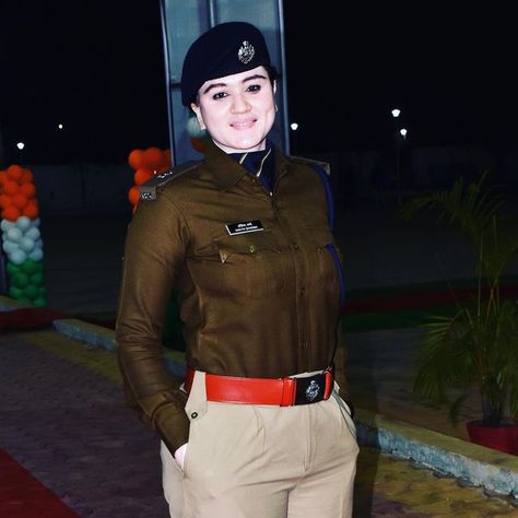 Ips Ankita Sharma, Ips Officers Lady, Ias Upsc Wallpapers, Indian Police Service, Indian Police, Ankita Sharma, Gk In Hindi, Bmw Wallpapers, Indian Air Force