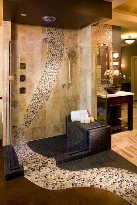 River stone tile Drømme Bad, Pebble Tile, Stone Bathroom, Bad Inspiration, Bathroom Redo, Dream Bathrooms, Bath Remodel, Basement Remodeling, Beautiful Bathrooms