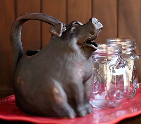 Pig Pitcher | Pottery Barn love!!! Pottery Barn Kitchen, Pitcher Pottery, Pig Kitchen, Pitchers Pottery, Dining Ideas, Piggly Wiggly, Pig Decor, Pig Figurines, Mini Pigs