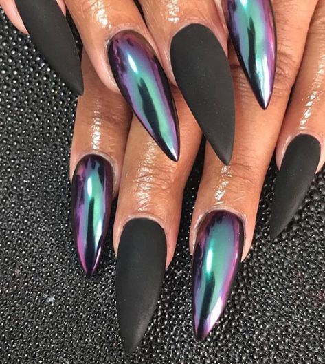 Black And Purple Nails, Black Chrome Nails, Stiletto Nails Short, Witchy Nails, Acrylic Nail Shapes, Punk Nails, Sassy Nails, Gothic Nails, Goth Nails