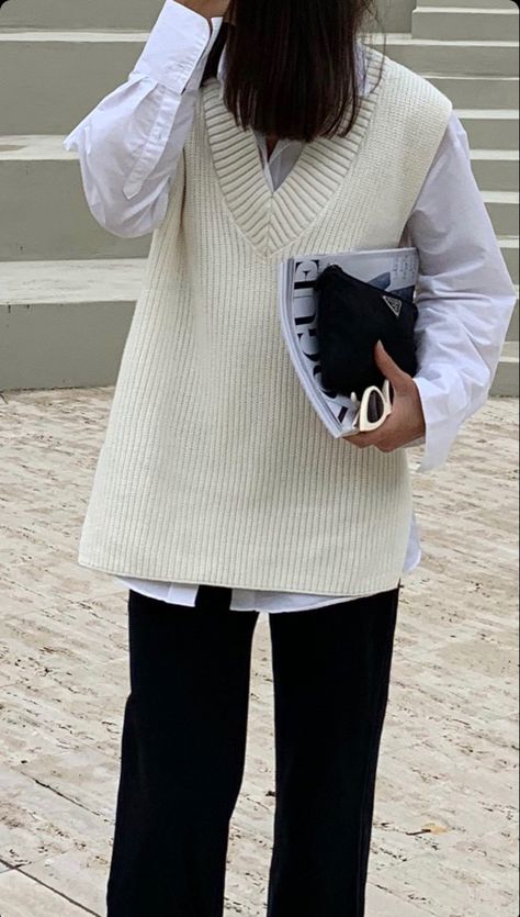 Look Both Ways, Everyday Casual Outfits, Modest Fashion Hijab, Daily Fashion Inspiration, London Outfit, Stylish Mens Fashion, Casual Chic Style, Winter 2023, Fashion 2020