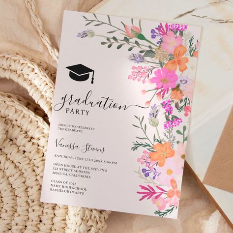 Girly Grad Party, Pink Grad Party Ideas, Colorful Graduation Party, Floral Grad Party, Uni Graduation, Pink Graduation Party, Grad Party Theme, Floral Graduation Party, College Grad Party