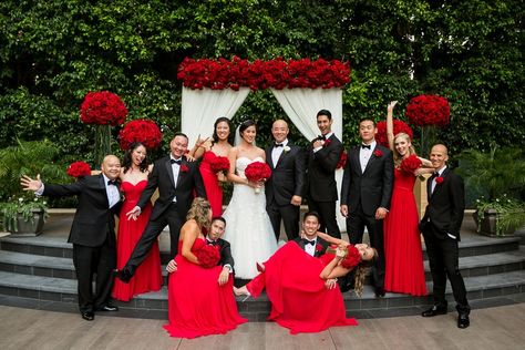 Red And White Wedding, Romantic Wedding Colors, Black Red Wedding, Romantic Theme Wedding, Red And White Weddings, Red Wedding Theme, Romantic Wedding Receptions, Wedding Inside, Rustic Weddings