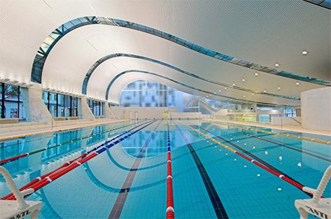 Public Architecture:  Harry Seidler & Associates‘ Ian Thorpe Aquatic Centre, Sydney, Australia Ian Thorpe, Swimming Pool Architecture, Indoor Swimming Pool, Public Architecture, Modern Pools, Hunter Douglas, Green Architecture, Architecture Awards, Lap Pool