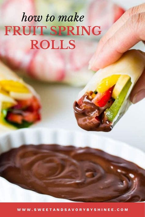 Are you looking for fruit spring roll desserts. Let me show you how to make fruity homemade spring rolls with rice paper. Fruit spring rolls with rice paper are an ultimate summer treat. Rolls With Rice Paper, Fruit Spring Rolls, Rice Paper Recipes, Fresh Spring Rolls, Rainbow Fruit, Fun Video, Summer Rolls, Makanan Diet, Summer Snacks