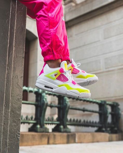 air jordan, fashion, and shoes #Nike #Air #Jordan #Nike #Fashion #Shoes #NikeShoes #Sneakers #Activewear #ShopTheLook Jordan 4 Lemon Venom, Jordan 4 Outfit, 4s Outfit, Green Jordans, Air Jordan Iv, Jordan Outfit, Jordan 4s, Shoes Sneakers Jordans, Jordan 4 Retro