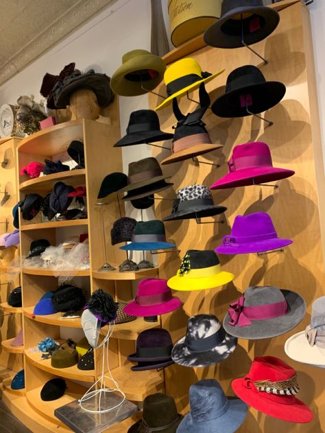 #aesthetic #hats Hat Display Ideas Craft Show, Aesthetic Hats, Shop Displays, Cap Display, Closet Renovation, Luxury Hats, Hat Organization, Hat Stores, Hat Display