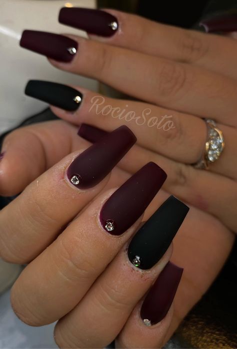 Matte Black And Burgundy Nails, Ballerina Nails Simple Design, Black And Burgundy Wedding Nails, Maroon And Black Nails Acrylic, Black And Maroon Nail Ideas, Dark Coffin Acrylic Nails, Burgundy And Black Nails Acrylic, Black And Burgundy Nail Designs, Matte Burgundy Nails Coffin