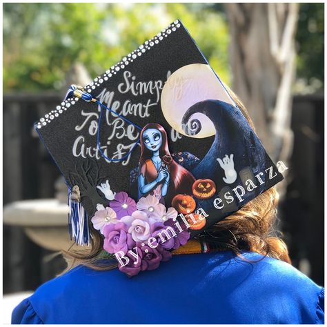 Simply meant to be an artist  follow Instagram @emiis_realm_of_ art Nightmare Before Christmas Graduation Cap, Tim Burton Graduation Cap, Nightmare Before Christmas Grad Cap, Grad Cap Ideas, Caps Ideas, College Grad Cap Ideas, Simply Meant To Be, Graduation Cap Decoration Diy, Nightmare Before Christmas Sally