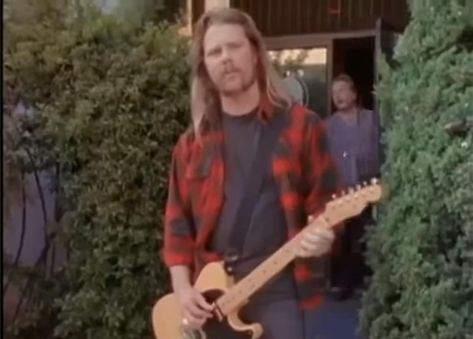 James Hetfield Hair, James Hetfield Video, Funny Metallica Videos, Metallica 1991, Metallica 80s, Metallica Videos, Metallica Funny, Metallica Band, Robert Trujillo