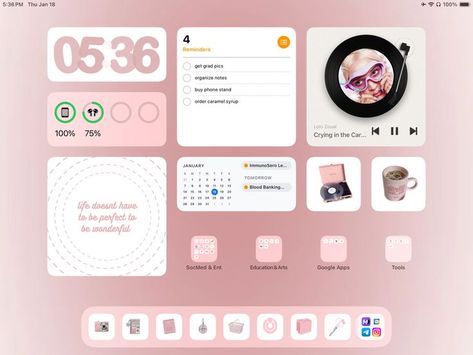 Ipad Customization Home Screen Pink, Ipad Set Up Homescreen, Pink Ipad Home Screen Ideas, Ipad Widget Inspo Aesthetic, Cute Ipad Widgets Aesthetic, Pink Aesthetic Ipad Homescreen, Pink Widgets For Ipad, Ipad Wallpaper Aesthetic Layout, Pink Ipad Inspo Homescreen