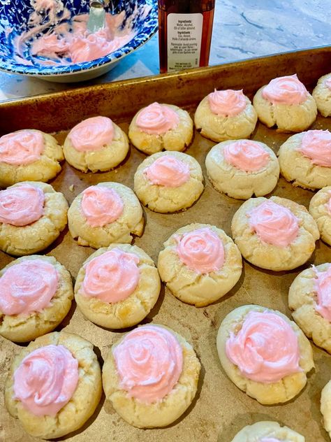 Thumbprints with Buttercream Frosting are rich, buttery almond flavored cookies filled with almond-flavored buttercream frosting. Thumbprint Cookies Buttercream, Frosted Thumbprint Cookies, Thumbprint Cookies With Frosting, Almond Flavored Cookies, Thumbprint Cookies With Icing, Almond Thumbprint Cookies, Flavored Buttercream, Flavored Cookies, Thumb Prints