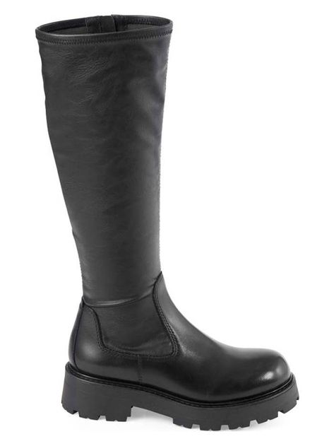 Chunky Black Boots, Knee Length Boots, Simple Black Dress, Shoes Too Big, Shoe Trends, I Was Wrong, Rubber Boot, Trending Boots, Boots Knee