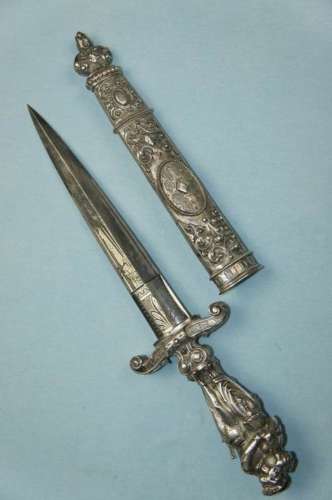 Dagger Aesthetic, Fantasy Dagger, Knife Aesthetic, Pretty Knives, Royal Aesthetic, Dagger Knife, Cool Swords, Cool Knives, Spring Crafts