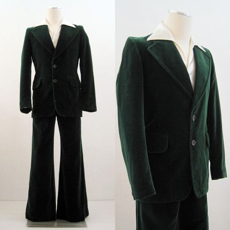 70s 80s Suit Vintage Men's Green Velvet Jacket & Wide Leg Pants Holiday S. Velvet Prom Suit, 70s Fashion Men, 70s Mens Fashion, 80s Suit, Green Velvet Jacket, Retro Suits, Vintage Menswear, Suit Vintage, Homecoming Outfits