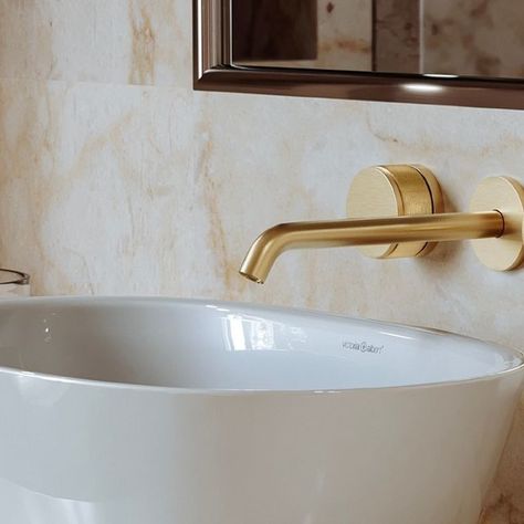 House of Rohl on Instagram: "House of Rohl® presents the Amahle™ Collection by ROHL®, the epitome of elusive and rare beauty. With flow and form, straight contours and curves create a sense of dynamism and movement." House Of Rohl, Rare Beauty, Sense, On Instagram, Beauty, Instagram