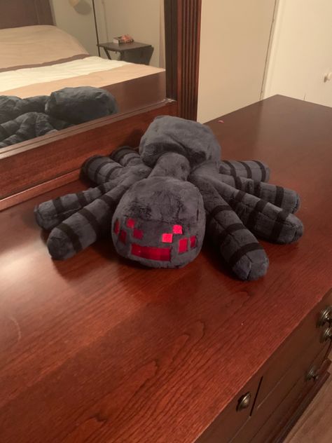 Minecraft Spider Plush, Video Game Plushies, Minecraft Plushies Aesthetic, Minecraft Stuffed Animals, Minecraft Stuffies, Minecraft Plushies, Minecraft Spider, Minecraft Plush, Cute Squishies