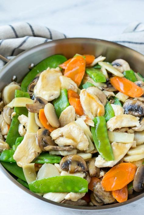 This recipe for moo goo gai pan is a classic dish of chicken and vegetables stir fried with a savory sauce. Plus secret tips on how to make your stir fries taste like they came from a restaurant! Moo Goo Gai Pan Recipe, Moo Goo Gai Pan, Foodgawker Recipes, Chinese Food Recipes, Chinese Vegetables, Healthy Dinner Options, Chinese Cooking Recipes, Easy Chinese Recipes, Chinese Dishes