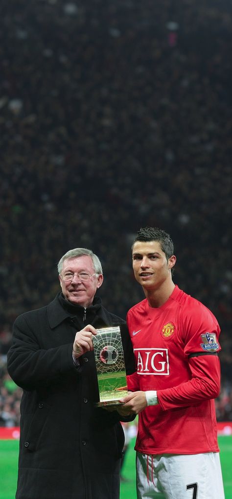 Sir Alex Ferguson & Cristiano Wallpaper Cristiano Wallpaper, Cabrio Vw, Football Player Costume, Cristiano Ronaldo Young, Cristiano Ronaldo Quotes, Cristiano Ronaldo Style, Ronaldo Quotes, Cr7 Wallpapers, Cristiano Ronaldo Manchester