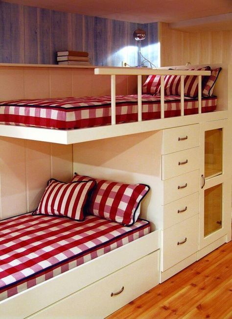 Smart Bunk Bed Ideas For Your Kids Bedroom Design - Engineering Discoveries Bunk Bed Ideas, Bunk Bed Rooms, Bunk Bed Designs, Kids Bedroom Design, Small Room Design, Diy Home Decor Bedroom, Bed Ideas, Home Diy Projects, Loft Spaces