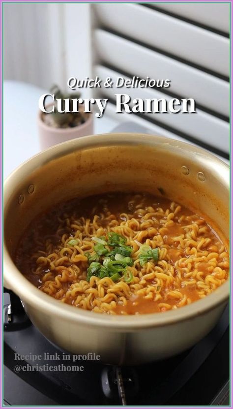 Ramen Recipes Easy, Curry Ramen, Tastemade Recipes, Tasty Recipes Videos, Ramen Recipes, Food Recepie, Food Videos Cooking, Interesting Food Recipes, Korean Food