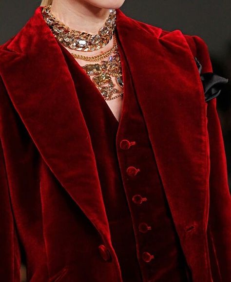 Chrw #photooftheday #L4L #FF #random Red Suit Men Aesthetic, Red And Gold Aesthetic, Winter Coat Dress, Ralph Lauren Fall, Red Makeup, Homecoming Dresses Long, Red Suit, Vintage Leather Jacket, Red Aesthetic