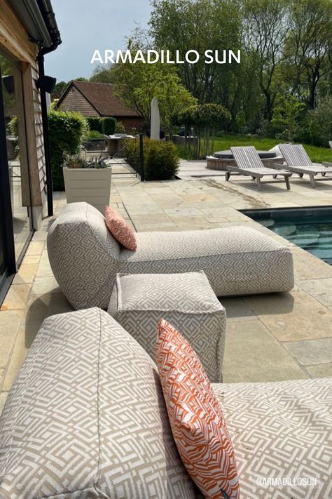 A cushioned sunlounger for by the pool, on the sun terrace or in the garden that is decadently comfortable but rugged enough to cope with all weathers. A soft and comfortable lounger that stays out in the rain, doesn't bleach in the sun, and is not damaged by chlorinated pool water or salty sea water. Luxury garden furniture that is laidback and fuss-free. Check out all the details online. Modern Outdoor Living Space, Pool Patio Furniture, Poolside Furniture, Garden Loungers, Pool Party Themes, Luxury Garden Furniture, Modern Outdoor Living, Sun Loungers, Outdoor Bean Bag