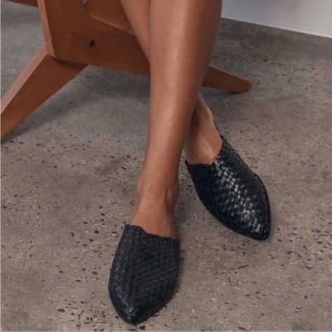 St. Agni Shoes | Like New | St Agni Leather Caio Woven Mules | Sz 39 - 7 | Black Woven Mules, St Agni, Lace Up Flats, Leather Weaving, Like New, Lace Up, Sandals, Signs, Lace