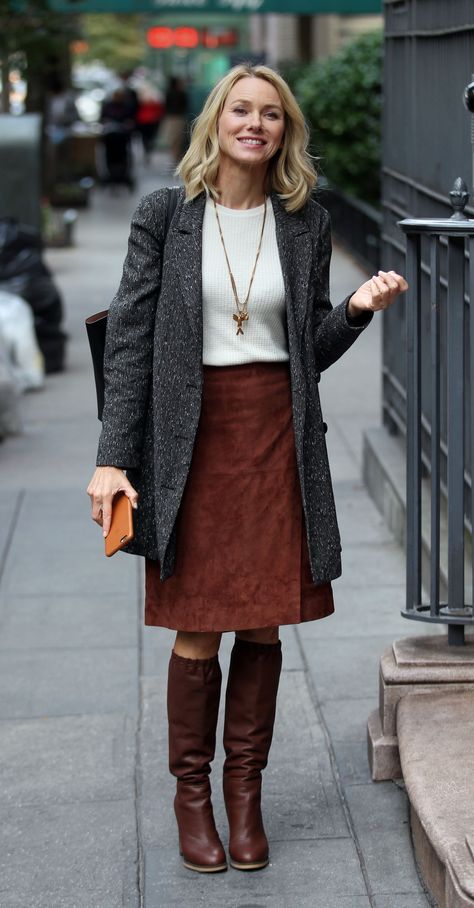 Liev Schreiber, Classic Outfit, Naomi Watts, Soft Classic, Work Wardrobe, Fall Winter Outfits, Outfits Casuales, Brown Boots, Look Fashion