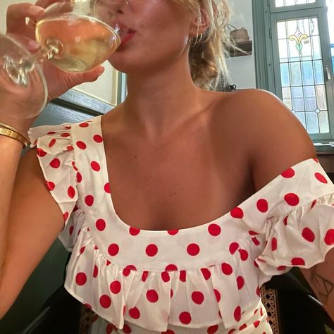 Outfit Vestido Rojo, Claudia Dress, Quoi Porter, Realisation Par, Matilda Djerf, Red Polka Dot, European Summer, Polka Dot Print, Stunning Dresses