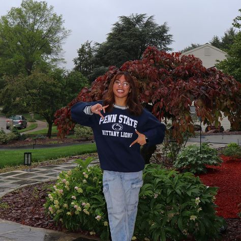 5 days late from college decision day, but you get the idea #WeAre #PennStateBound Decision Day Pictures, College Commitment Pictures, College Decision Day, Decision Day, College Decision, College Merch, Penn State, Senior Year, Picture Ideas