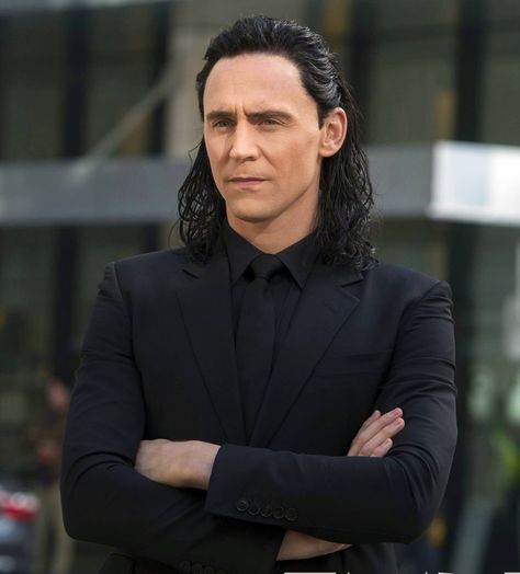 Avengers Black Widow, Loki Aesthetic, Loki Wallpaper, Loki God Of Mischief, Loki Avengers, Thor Loki, Výtvarné Reference, Marvel Photo, Loki Marvel