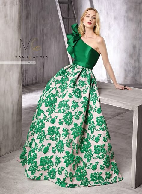 MG2932 - Star System Evening dresses | Manu Garcia Dress Nigth, Star System, فستان سهرة, Gala Dresses, Fancy Dresses, Pretty Dresses, African Fashion, Elegant Dresses, Strapless Dress Formal