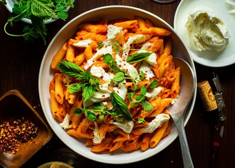 Butternut Penne Alla Vodka Cheesecake Factory Four Cheese Pasta, Butternut Sauce, Cheesecake Factory Pasta, Four Cheese Pasta, Cheese Pasta Recipes, Cheesecake Factory Recipes, Penne Alla Vodka, Red Sauce Pasta, Alla Vodka