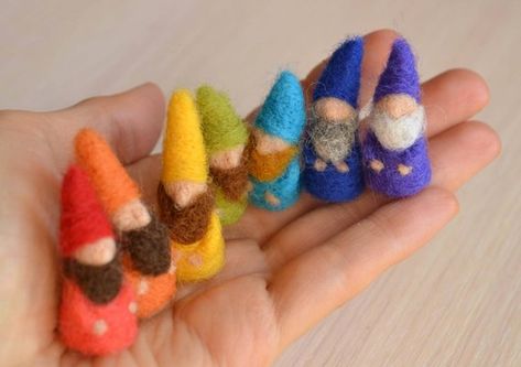 Gnome Miniature, Waldorf Gnomes, Miniature Gnomes, Felt Gnomes, Felt Gnome, Wool Dolls, Wool Needle Felting, Felt Fairy, Needle Felting Projects