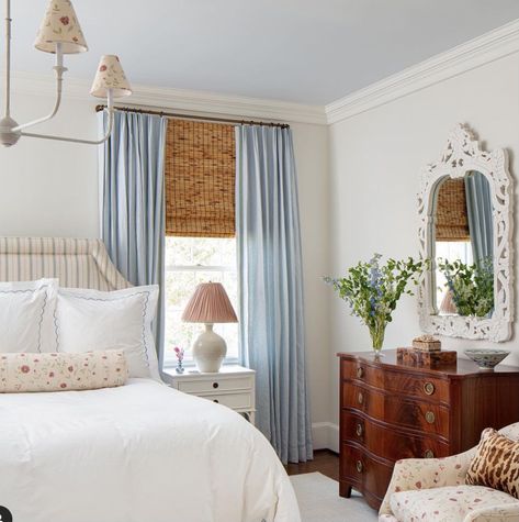 Friday Favorites 12 - Southern Hospitality Master Bedrooms Grandmillenial, Blue Ceiling Hallway, Grand Millennial Style Bedroom, Coastal Grandmother Bedroom, Grandmillennial Bedroom, Southern Bedroom, Fresh Bedroom, Home Decor Cozy, Brighter Bedroom