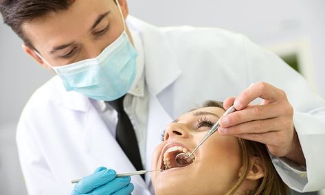 Dentists told to speak plain English and avoid confusing words After Wisdom Teeth Removal, Affordable Dental Implants, Kedokteran Gigi, Wisdom Teeth Removal, Restorative Dentistry, Emergency Dentist, Implant Dentistry, Family Dentistry, Dental Insurance