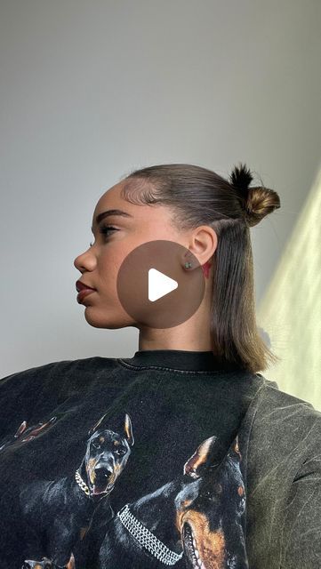 KAKE ✨ on Instagram: "Styling my short hair ✨ half up half down" Shoulder Length Hair Half Up Half Down, Short Length Hair, Hair Half Up Half Down, Hair Half Up, Half Up Half Down Hair, December 31, Half Up Hair, Shoulder Length Hair, Half Up Half Down