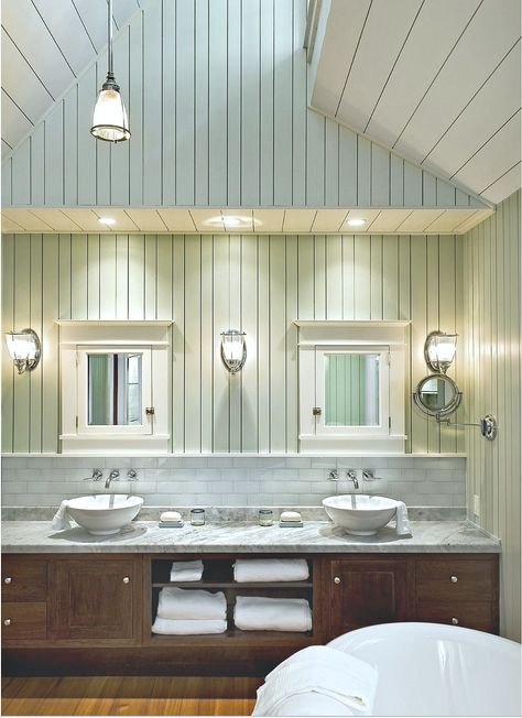 Sherwin Williams Sea Salt shows mostly green when there is no natural light. Looks great paired with light stained and painted woods. Whitten Architects, Bathroom Craftsman, Vanity Antique, Bathroom Cottage, Bathroom Retro, Wall Boards, House Traditional, Beach Style Bathroom, Sea Salt Sherwin Williams