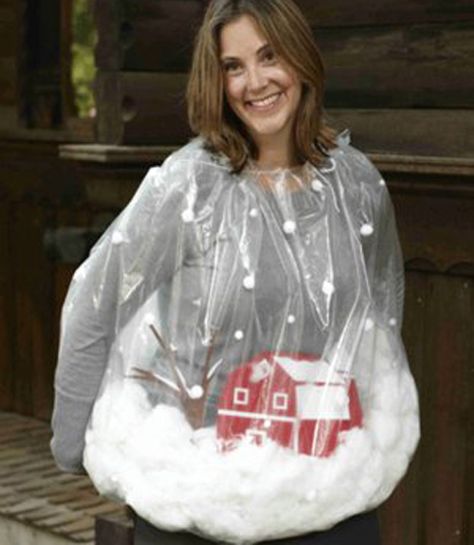 This might be what i am this year for whoobilation :-) halloween costumes DIY snow globe Geek Outfit, Carnaval Make-up, Christmas Costumes Women, Diy Christmas Sweater, Ugly Sweater Contest, Diy Ugly Christmas Sweater, Tacky Christmas Sweater, Diy Snow Globe, Ugly Xmas Sweater